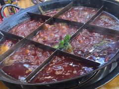 -正南齊北重庆老火锅(光华村直营店)