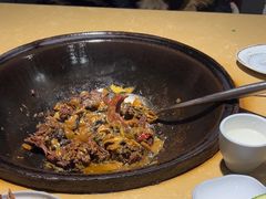 -万里闯关东铁锅炖菜馆(高新旗舰店)