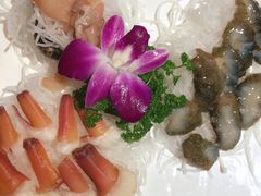 -青瓦餐厅·生鱼片·韩园烤肉(西塔店)