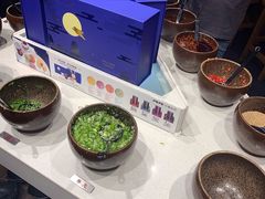 自助调料区-呷哺呷哺(新世界百货望京店)