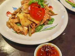 -大头虾越式风味餐厅(光明广场店)