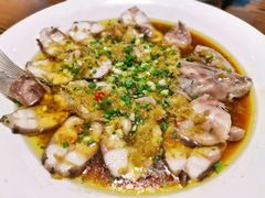 开胃回头鱼-湖南人家·家传湖南菜(水围店)