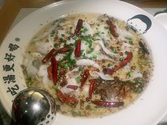 -江渔儿酸菜鱼(港湾1号店)