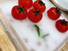 番茄脆菇沙拉-小大董·烤鸭(五棵松店)