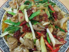 -乡土特色.冷锅鱼.牦牛肉汤锅