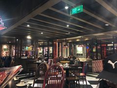 大堂-江边城外烤全鱼(方庄时代购物中心店)