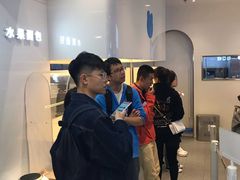 等位区-兰熊鲜奶(西直门凯德mall店)