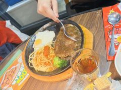 -豪享来牛排(人民店)