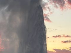 -老忠实间歇泉