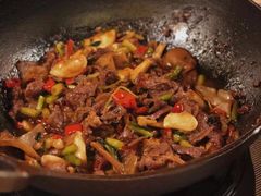 现炒黄牛肉-小隐人家(乐松店)