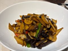 -徽镇小厨·经典徽菜(十里河店)