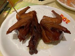 招牌烤乳鸽-石岐佬中山菜馆(张溪店)