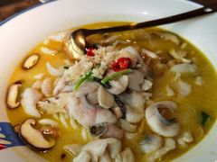 -蜜桃餐厅·伴山(湖滨商业街店)