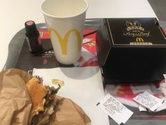 -麦当劳(皇岗路店)