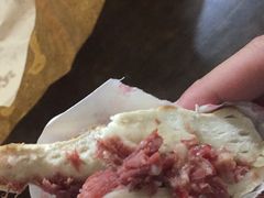 -清真马乐贝腊牛肉蛋黄菜夹馍(马蓉洒金桥店)