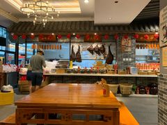 大堂-湘江红·湖南招牌菜(莲花南路店)