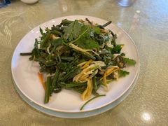 -鹤乡东北菜(崮山路店)