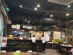 大堂-蚝美人·生蚝海鲜烧烤(茶花园店)