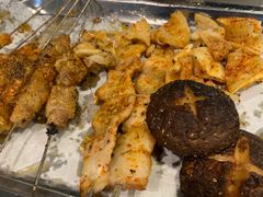 -小旋风·鹤岗烧烤(佳丰北苑店)