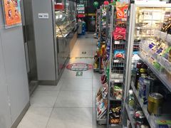 -便利蜂(河东区十一经路68号店)