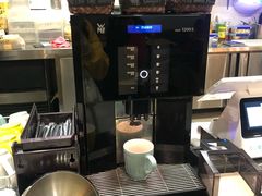 免费现磨咖啡-HELLO 27 意面·沙拉·帕尼尼