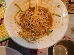 -肥肥虾庄·金牌油焖大虾(杨园滨江时代walk店)