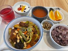 -轻蔬不用等·素食(江苏路店)