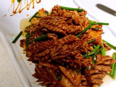 爆炒腰花-闫府私房菜·百年鲁菜(恒隆店)