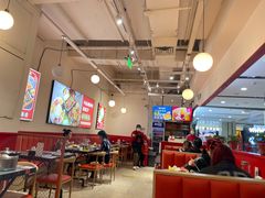 大堂-鸡遇虾煲干锅火锅(小寨金莎店)