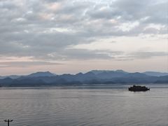 -杭州千岛湖滨江希尔顿度假酒店