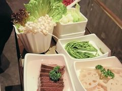 -左庭右院鲜牛肉火锅(七宝领展广场店)