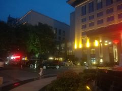 -西安唐隆国际酒店(大雁塔大唐不夜城店)
