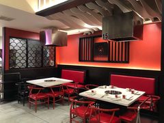 -DaLongYi Hot Pot 大龙燚火锅