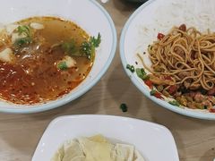 -小杨生煎(成山巴黎春天店)