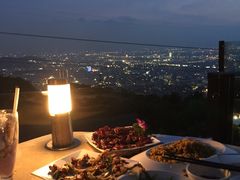 -草山夜未眠景观餐厅