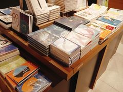 -茑屋书店(天目里店)