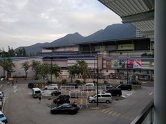 -东荟城名店仓
