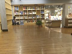 -新华书店(解放路店)