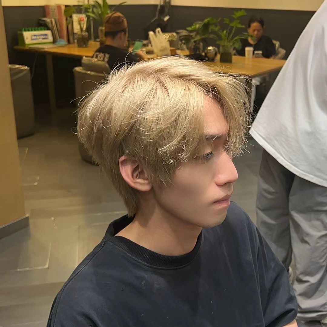 巨显白奶茶灰棕色