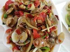 -覃记海鲜美食餐厅