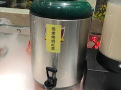 现煮烤奶红茶-绿岛港轩海鲜烤肉涮锅自助餐厅