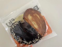 蝴蝶酥-喜計局·饼行(南湖万达广场店)