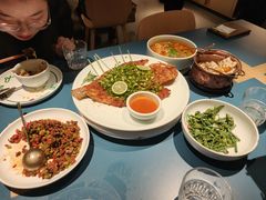 -一坐一忘云南菜(嘉里中心店)