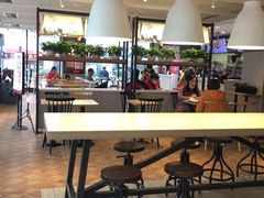 大堂-肯德基(叠彩店)