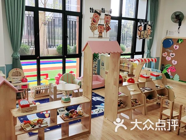 大连市中山区东港当代艺术幼儿园