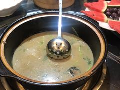 -野菌皇海景野生菌火锅(滨海大道店)