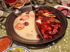 -五里关火锅(上海鑫耀·光环Live店)