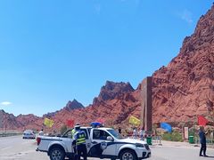 -天山神秘大峡谷