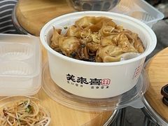 -笑来喜馄饨小笼工坊(通扬路店)