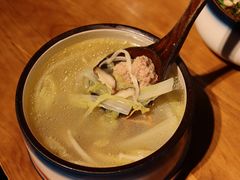 -觅山云南菜(泊富ICITY店)